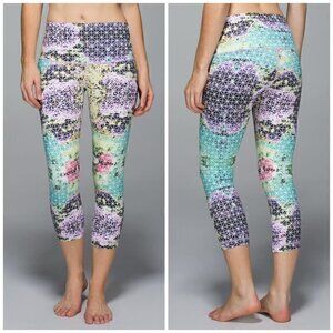 Lululemon Under Crop Leggings II Full-On Luon in Paradise Grid Very Green Multi